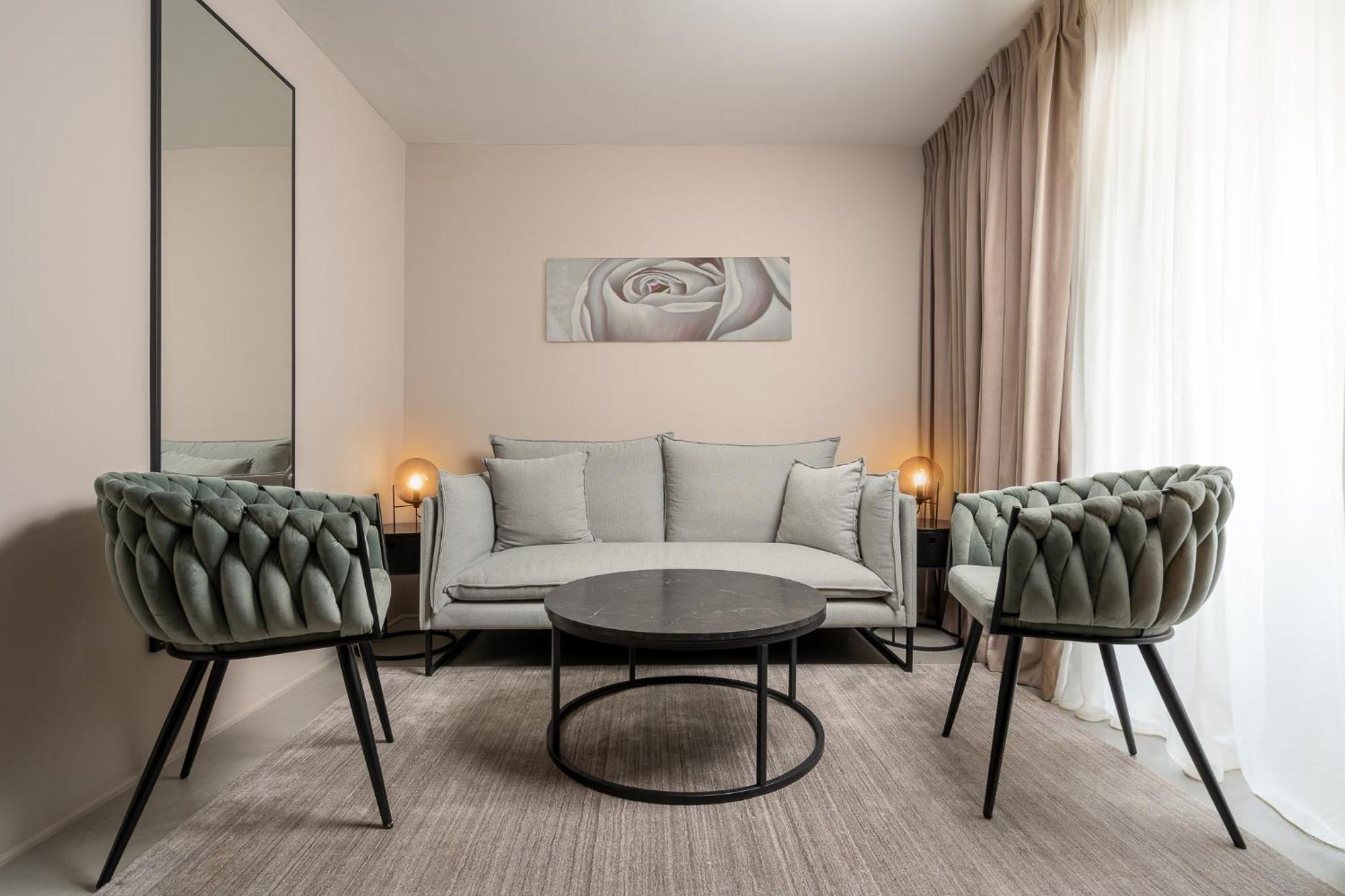 Visionapartments Bucharest - Contactless Check-In Esterno foto