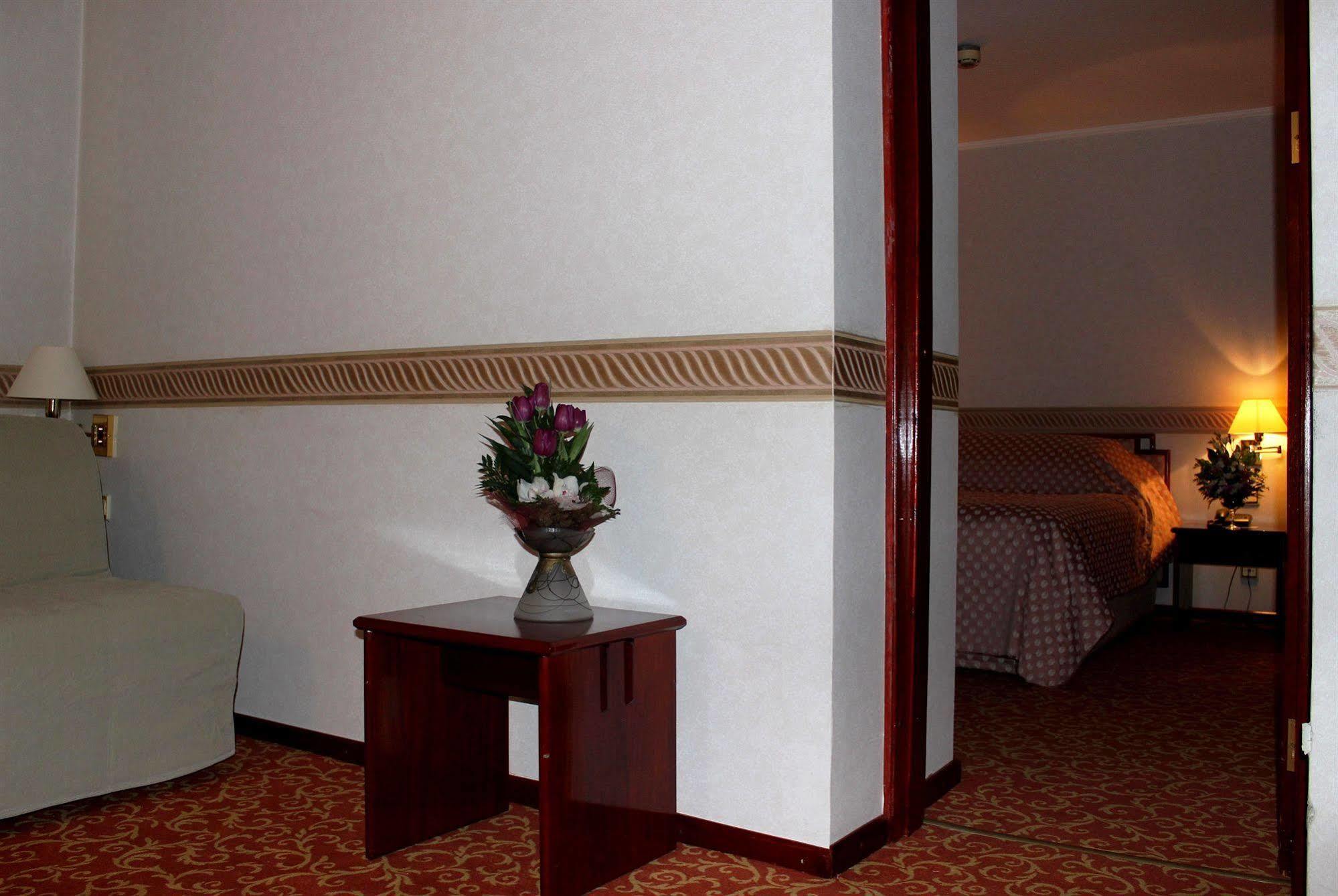 Visionapartments Bucharest - Contactless Check-In Esterno foto